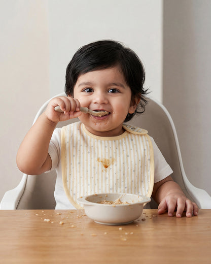 Twingle 100% Organic Muslin Bib-Soft Terry on the Back for maximum Absorbency-Trusted YKK Snaps-Owls & Stars Print-Pack of 2-For Infants