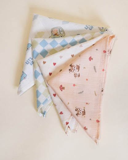 Twingle 100% Organic Muslin Wipes cum Wash Cloth-Naturally Softens With Each Wash-Quick Dry Fabric-Driver-Checks-Deer & Hearts Print-Pack of 4-For Infants