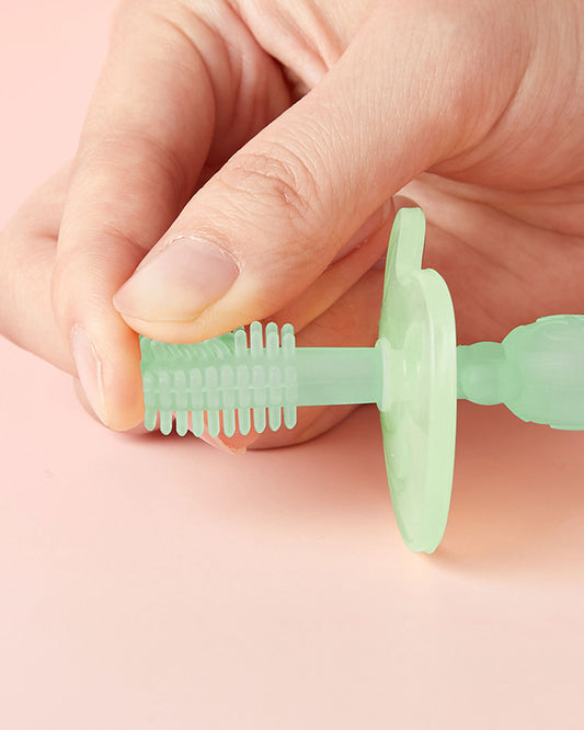 Haakaa 360° Silicone Baby Toothbrush-with Adjustable Protective Guard & Suction Base-6M+-Lime