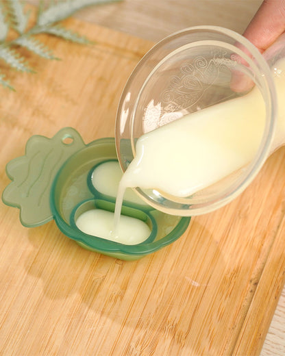 Haakaa Freeze-N-Feed Mini Combo-Food Feeder & Tray-Non-toxic Silicone Pouch with Small Holes-Lavender Feeder & Pea Green Tray-4M+