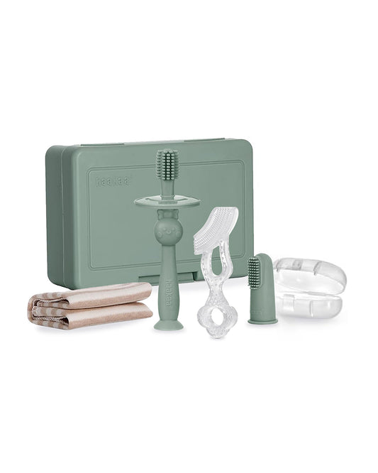 Haakaa Kids Oral Care Set-3-Stage Silicone Toothbrush Kit with Flannel & Storage Case-Pea Green