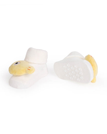 Kicks & Crawl Blue & Off White Socks-Squishy Fishy-Cotton-Pack of 2-For Infants