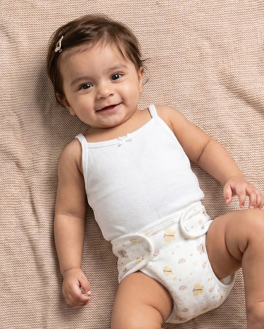 Twingle 100% Organic Muslin Velcro Nappy-Soft Absorbent Terry Layer-Mess Free Design-Helps Control 1-2 Leaks-Adjustable Velcro Fit-Lavender & Butterfly Print-Pack of 2