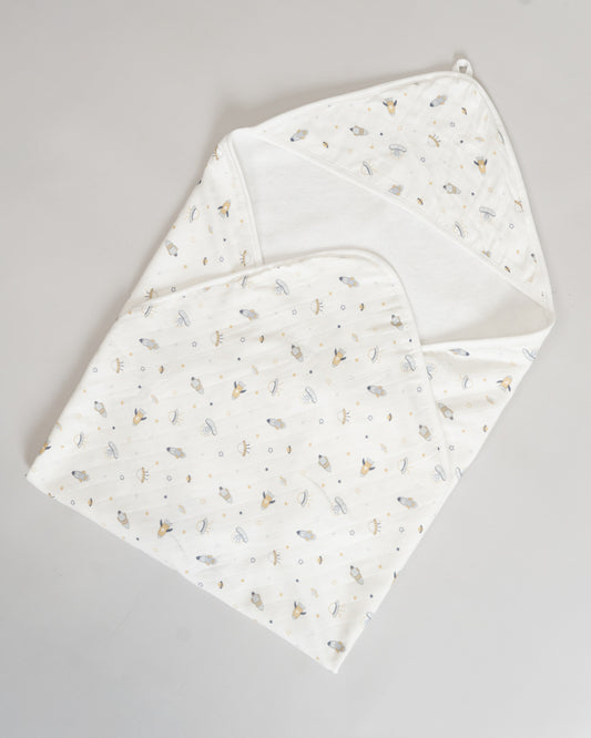 Twingle 100% Organic Muslin Baby Hooded Towel-Prevent Post Bath Chills-Ideal Coverage for Babies-Absorbs Moisture Quickly without Harsh Rubbing-Softens with Every Wash-Aerospace-White-For Infants