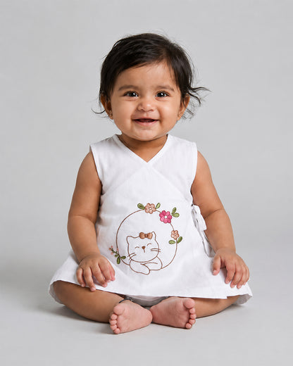 Twingle 100% Organic Cotton Frock Dress With Bloomer-Kimono Opening for Easy Dressing-Sleeveless-Embroidered-Cat-White-For Infants