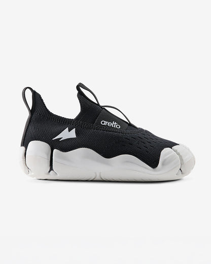Aretto Black & White InfiKnit Slip On Shoes-Solid-Designed for Growing Feet-For Infants