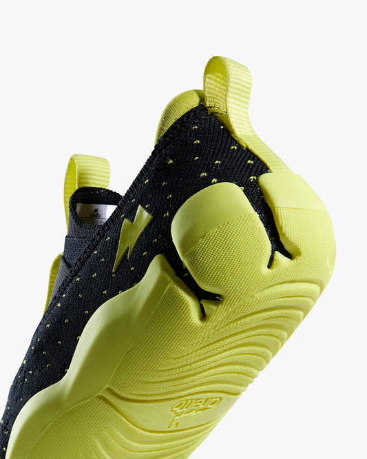 Aretto Black & Lime InfiKnit Slip On Shoes-Electro Buzz-Designed for Growing Feet-For Infants