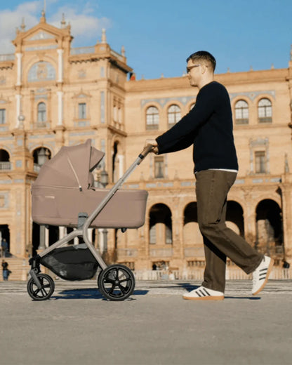 Silver Cross Breez Carry Cot-Folds With the Stroller-Overnight Sleep Approved-No Adapters Required-Extendable & UPF 50+ Canopy-For 0 to 6M (Upto 9 kg)-Champagne