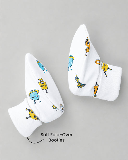Twingle 100% Organic Cotton Cap, Booties & Mittens Set-Snug Cap-Mittens & Booties-with Soft Elasticated Cuffs for Secure Fit-Robo Rides Print-White-For Infants