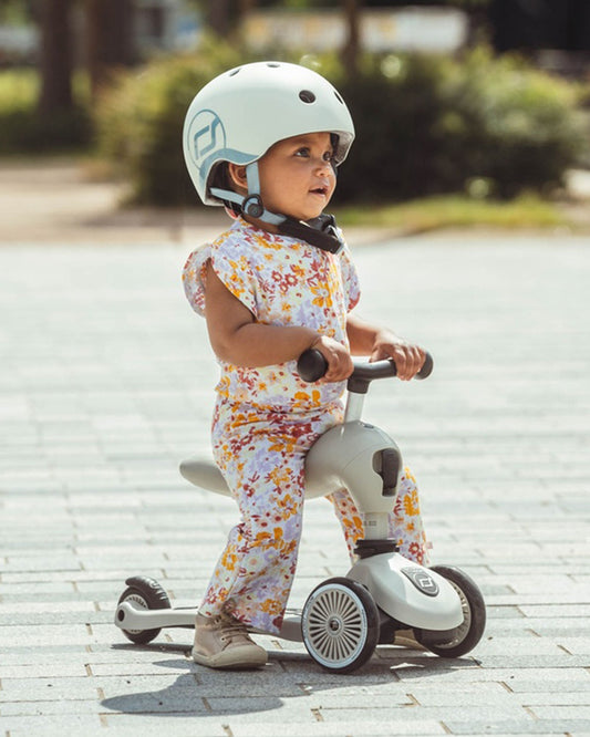 Scoot and Ride Highkick 1 Scooter-Easily Converts from Seat Scooter into Kickboard-Weight Shift Steering-Height Adjustable Seat & Handle-From 1 to 5Y (Upto 50 kg)-Ash