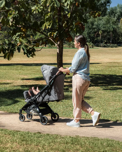 Maxi-Cosi Eva3 Lighweight Stroller-One Hand Fold-Flat Reclining Seat-Car Seat Compatible-Includes Car Seat Adapters & Mosquito Net-For 0 to 4Y (Upto 22 kg)-Select Grey