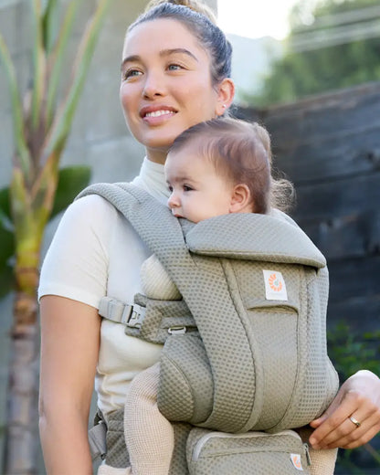 Ergobaby Omni Deluxe Mesh Baby Carrier-With 4 Carry Positions-SoftFlex Mesh For Easy Airflow-6 Storage Pockets-Adjustable Head Support-Breastfeeding Friendly-For 0 to 4Y (3.2 to 20 Kg)-Soft Olive