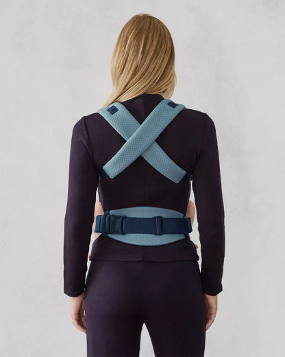 Ergobaby Omni Lite Baby Carrier-With 1 Carry Positions-Adjustable Cross Shoulder Strap-Patented Bucket Seat-For 0 to 2Y (3.2 to 15.9 kg)-Slate Blue