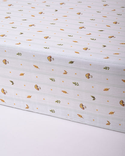 Twingle 100% Organic Muslin Fitted Cot Bedsheet-Leafy Mush-Generously Sized-Secured All-Round Elastic for Snug Fit-Softens with each Wash-White-Pack of 1-For Infants