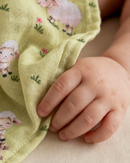 Twingle 100% Organic Muslin Wipes cum Wash Cloth-Naturally Softens With Each Wash-Quick Dry Fabric-Dino-Paw-Sweet & Picnic Print-Pack of 4-For Infants