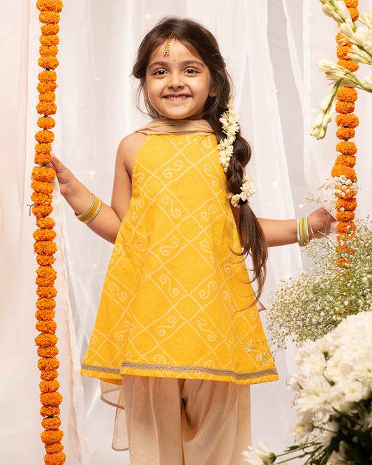 Tiber Taber Yellow Suit Set-Bandhani-Cotton-For Infants