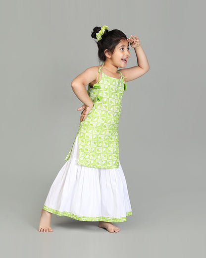 Story Tailor Green Salwar Suit Set with Sharara-Printed-Cotton-Square-For Infants