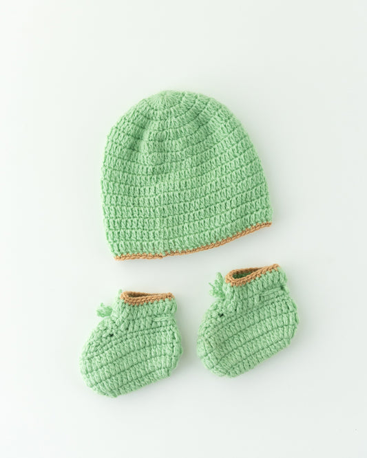 The Original Knit Green Winter Wear Cap & Booties-Crochet-Handmade-Yarn-For Infants