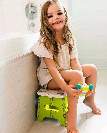 bbluv Step Baby Folding Step Stool-Lime