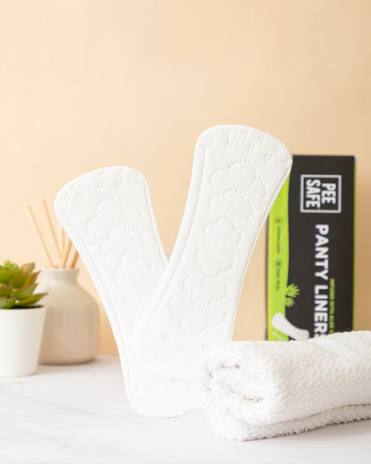 PEESAFE Panty Liners-185mm-For Spotting & Light Flow-Antimicrobial-Infused With Aloe Vera