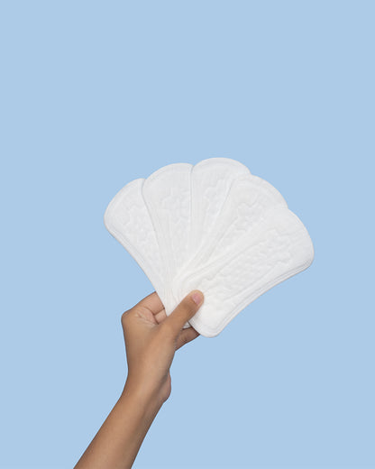 PeeSafe Post Delivery Care Pack-Disposable Maternity Pads+Panty Liners-Odor Lock, Anti-Bacterial & Aloe Vera Infused