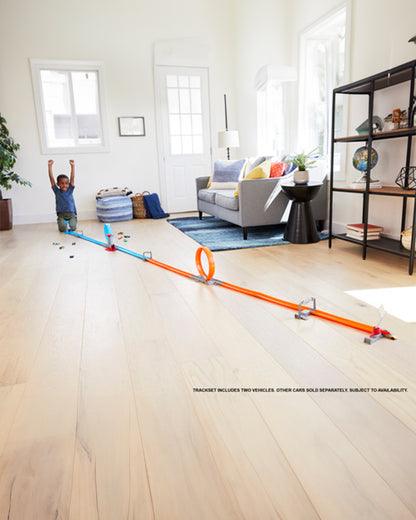 Hot Wheels Double Loop Dash Straight Track-Large Loops & 2 1:64 Scale-Vehicle Toy-9M+