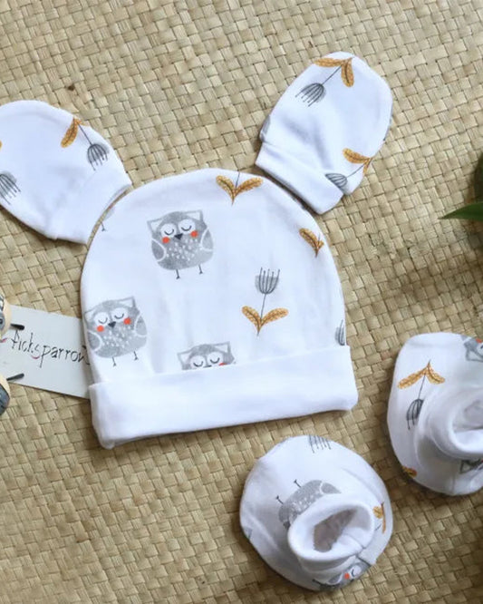 Picksparrow White Cap, Booties & Mittens-Owl-Cotton-For Infants