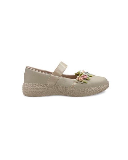 Kazarmax Beige Gardenia Slip On Bellies For Infants