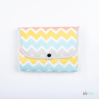 BeeLittle Diaper Changing Mat-With Built-in Pocket-Organic Cotton-Zig Zag Zoo