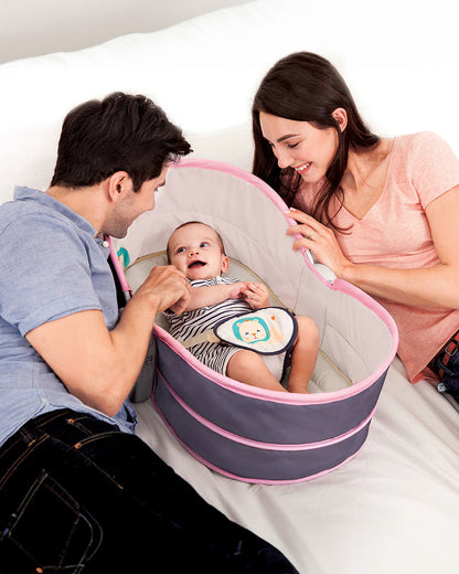 Mastela 5 in 1 Rocker & Bassinet-5 Position Recline-With Removable Seat-Upto 9 Kg-For Infants-Pink