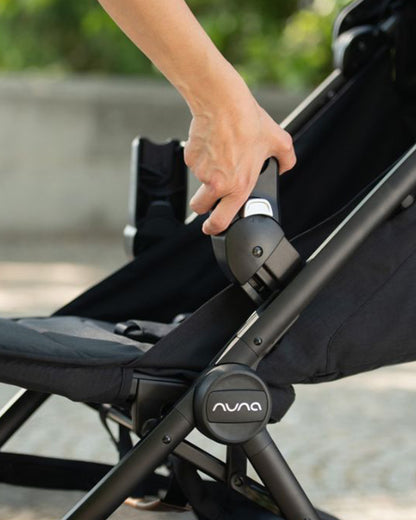 Nuna TRVL Adaptor-Easy On/Off One Click Travel System-Black