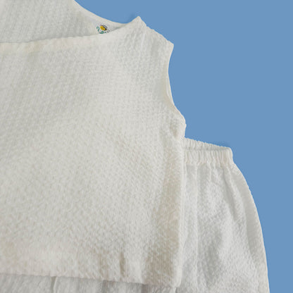 Keebee White Jhabla Set-Solid-Cotton-For Infants