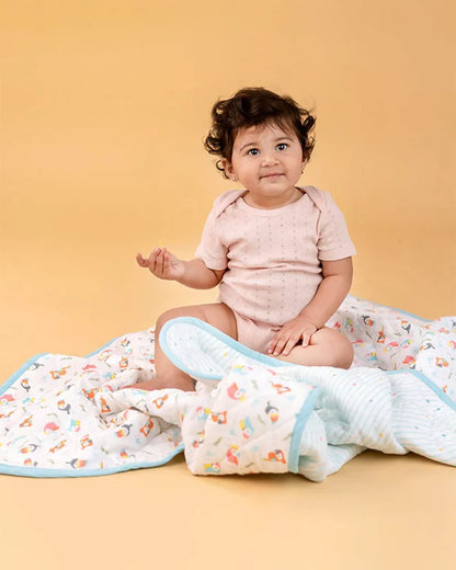 Haus & Kinder Peekaboo Reversible Quilt-White & Blue-100% Cotton  Muslin-For Infants
