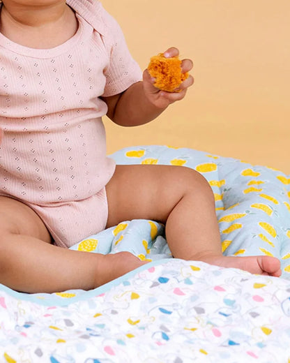Haus & Kinder Fruit & Brute Reversible Quilt-Blue & Yellow-100% Cotton  Muslin-For Infants