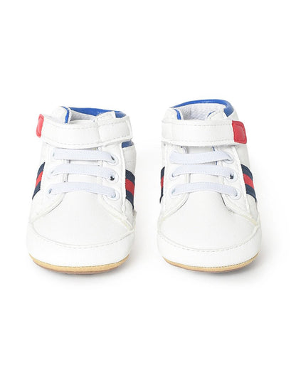 Mi Arcus White Velcro Sneakers For Infants