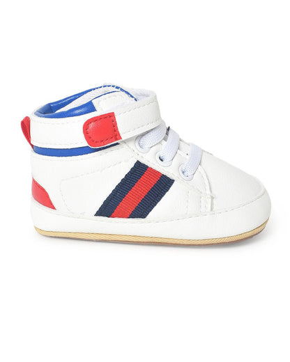 Mi Arcus White Velcro Sneakers For Infants