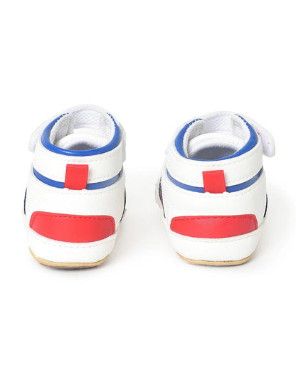 Mi Arcus White Velcro Sneakers For Infants