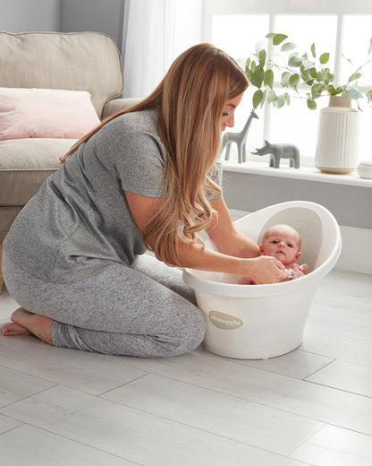 Shnuggle Newborn Bath Tub with Bath Stand-0 to 12M-Eucalyptus