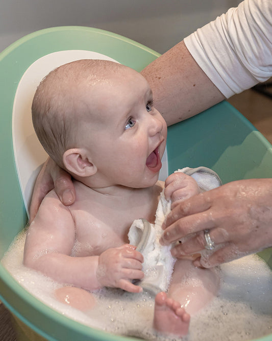 Shnuggle Newborn Bath Tub-With Bum Bump Support-Soft Foam Backrest & Non-Slip Base-BPA Free-0 to 12M-Eucalyptus