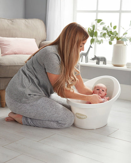 Shnuggle Newborn Bath Tub with Diaper Changing Mat & Bath Jug-0 to 12M-Pebble Grey