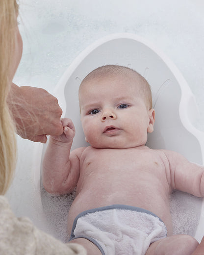 Shnuggle Baby Bather-Non Slip and Soft Warm to Touch Backrest-Water Level Indicator-0 to 6M-Eucalyptus