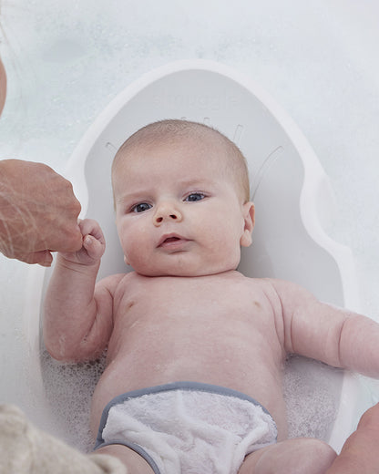 Shnuggle Baby Bather-Non Slip and Soft Warm to Touch Backrest-Water Level Indicator-0 to 6M-White & Grey