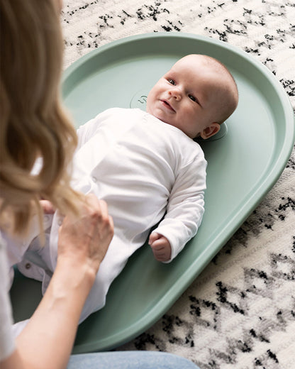 Shnuggle Newborn Bath Tub with Diaper Changing Mat & Bath Jug-0 to 12M-Blossom