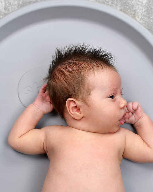 Shnuggle Newborn Bath Tub with Diaper Changing Mat & Bath Jug-0 to 12M-Taupe