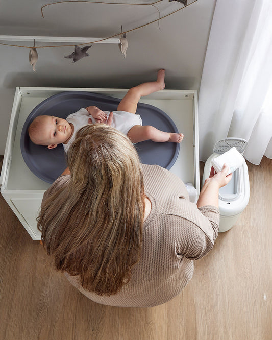 Shnuggle Eco-Touch Diaper Pail-With Dual seal odour airlock and Cassette free design-Compatible with any standard bin liner-White