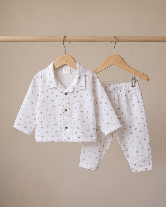 Twingle 100% Organic Muslin Nightsuit-Prevents Overheating-Naturally Temperature Regulating for Better Sleep-Soft Elasticated Waistband-Tiny Hearts-White-For Infants