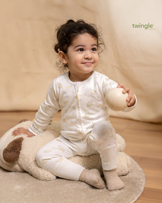 Twingle 100% Organic Cotton Sleepsuit-Zip Guard to Protect Baby's Chin & Neck-Two Way Zipper for Easy Diaper Change-Inbuilt Booties & Mittens-Elephant Print-White-For Infants