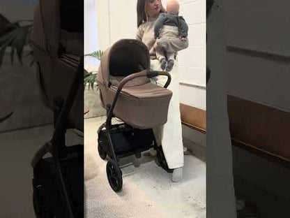 Silver Cross Breez Carry Cot-Folds With the Stroller-Overnight Sleep Approved-No Adapters Required-Extendable & UPF 50+ Canopy-For 0 to 6M (Upto 9 kg)-Onyx
