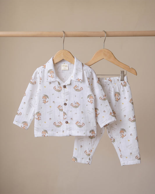Twingle 100% Organic Muslin Nightsuit-Prevents Overheating-Naturally Temperature Regulating for Better Sleep-Soft Elasticated Waistband-Cozy Roars-White-For Infants